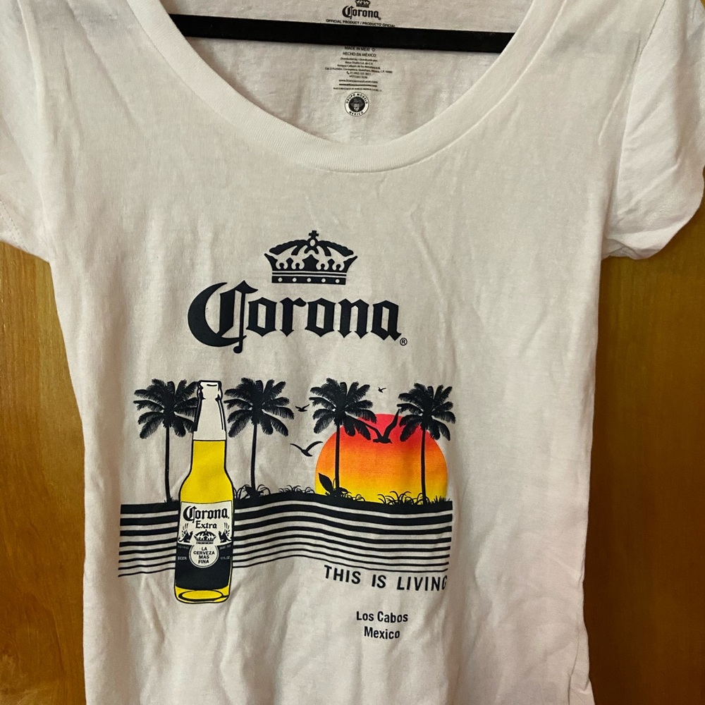 T shirt - Picture 3 of 3